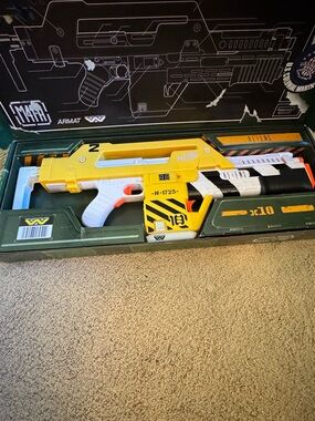 NERF Aliens LMTD Aliens M41A Pulse Rifle Blaster